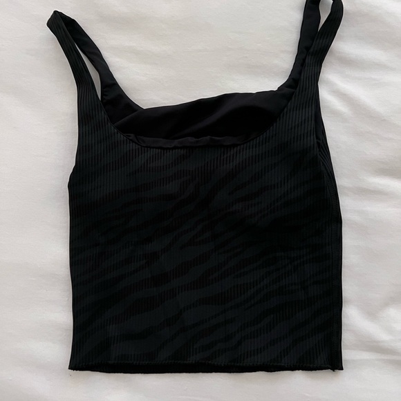 CARBON38 black and gray zebra crop top size small - Picture 2 of 3